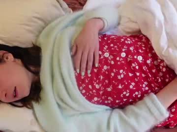 girl
        internet_famous cam image #3738470