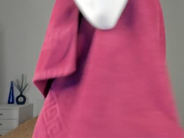 girl
        violetta_finch cam image #4096513