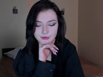 girl
        adelina____ cam image #2933918
