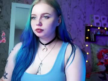 girl Cam Girls Get Busy With Their Dildos With No Shame with moon_valkyriie