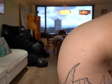 girl
        nuryforerogh cam image #5470623