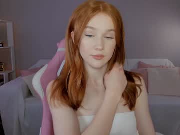 girl
        leahsthetics cam image #6753903