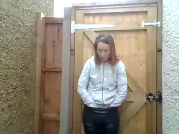girl
        eatmypie69 cam image #2888819