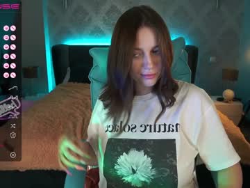 girl
        tipssiwave cam image #1816393