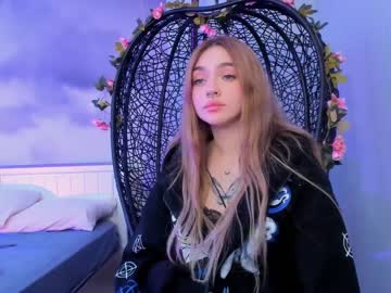 girl
        elizabeth__gray cam image #875012