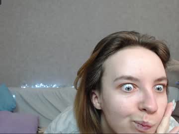 girl
        mary_klaus cam image #862099