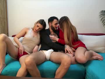 couple
        julyaandraul cam image #3609592