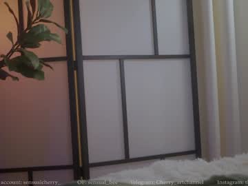 girl
        gigi_ulala cam image #6702123