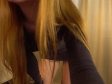 girl
        second_aid cam image #4257646