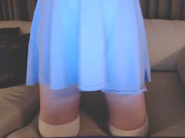 girl
        kittie cam image #1025908
