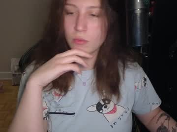 girl
        alexa_dream cam image #6643751