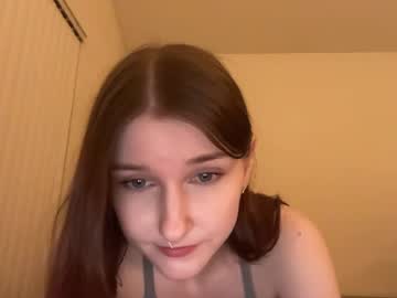 girl
        tinytittytia cam image #6876048