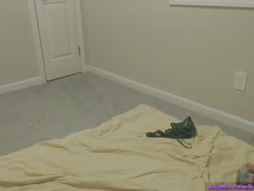 girl
        butterflygrl1 cam image #4142556