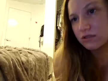 girl
        roselouisa420 cam image #6479981