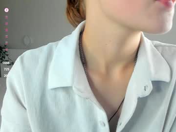 girl
        marianhallsted cam image #5350137