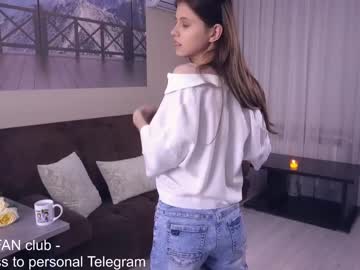 girl
        maydacarls cam image #3838004