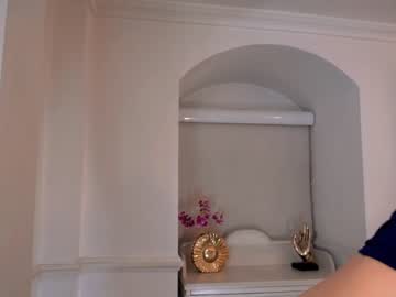 girl
        _lorene_ cam image #1205642