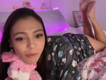 girl
        keirasworld cam image #6780203