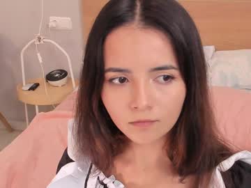 girl
        raychell_black cam image #6591607