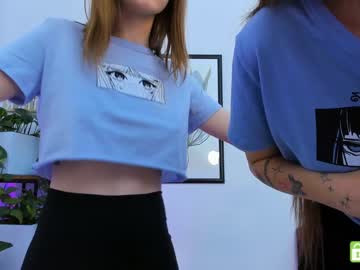 girl
        elizabeth__gray cam image #1210494