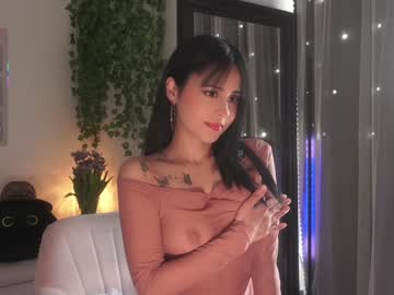 girl
        mysticxkitty cam image #6821034