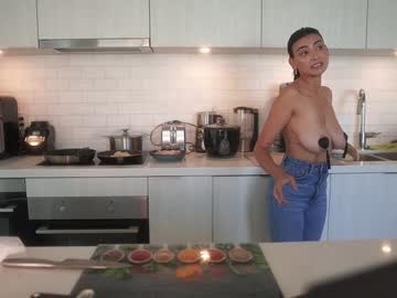 girl
        letiziafulkers1 cam image #4925128