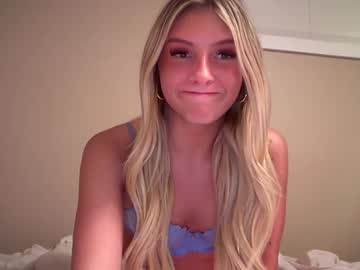 girl
        lucyblackwell cam image #6522938
