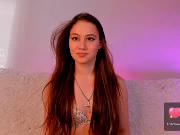 girl
        aliisonfox cam image #2221947