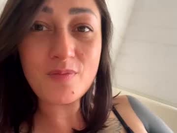 girl
        saylamoon cam image #5969347