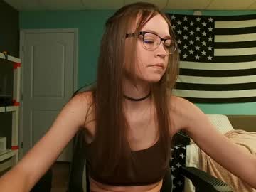 girl
        anabelleleigh cam image #6474975
