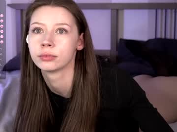 girl
        poisonn_girll cam image #3790363