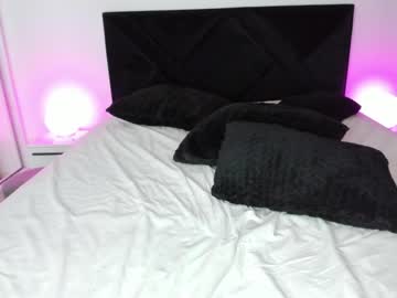 girl
        alicelevine cam image #3999746