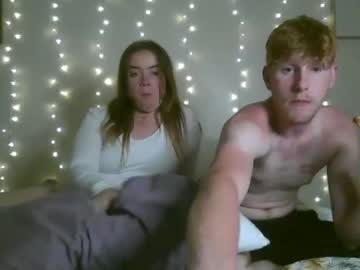 couple
        zekeee420 cam image #4445054