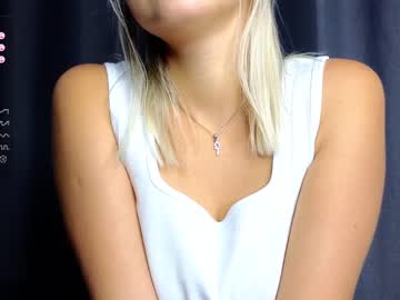 girl
        beverly_hillls cam image #3233873