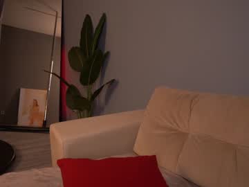 girl
        toxl cam image #4053454