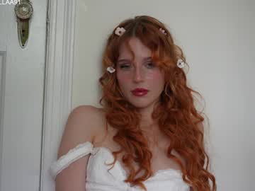girl
        ellaa91 cam image #4291518