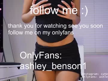 girl
        ashley_benson1 cam image #4525412