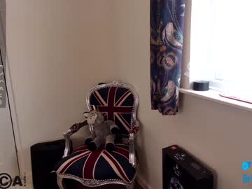 girl
        britishladya cam image #2487446