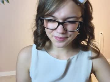girl
        teresabriggs cam image #2520348