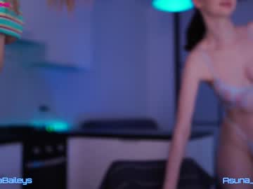 girl
        milanabaileys cam image #2603025