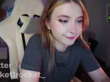 girl
        pocketrocket_ cam image #2662934