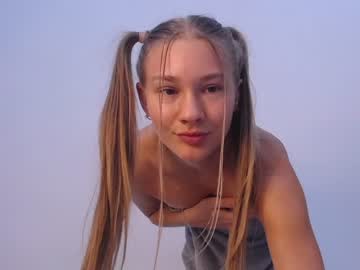 girl
        teonasafina__ cam image #2391069