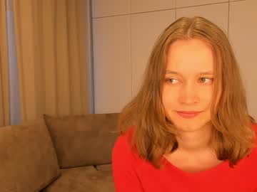 girl
        arlettegardener cam image #4091760