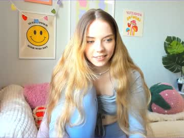 girl
        thisisamelia cam image #3534976