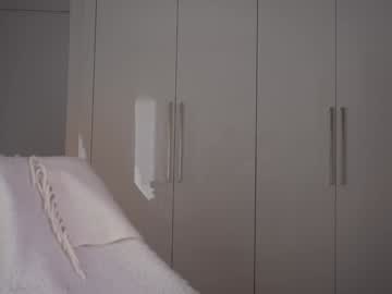 girl
        kriss0leoo cam image #7019652