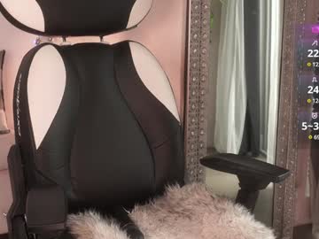 girl
        mysticxkitty cam image #5757004