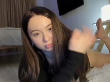 girl
        meryfoxxx cam image #1699467