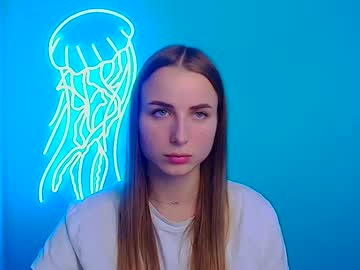 girl
        milly_liss cam image #5210502