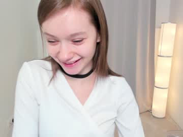 girl
        bless_sheila cam image #642601