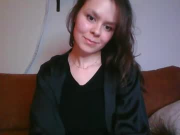 girl
        mommasita cam image #6211533